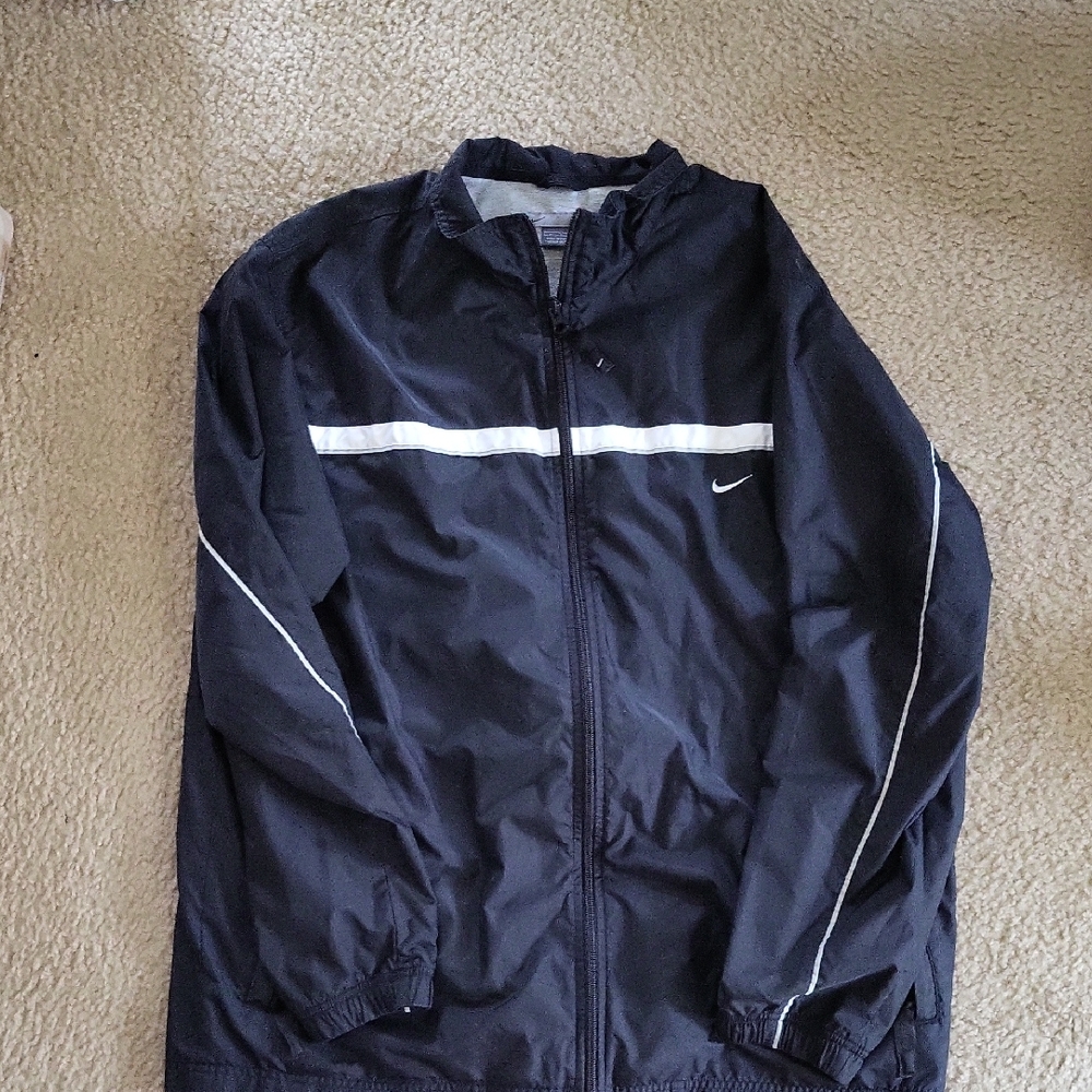 Nike Black Windbreaker Jacket Lightweight Athletic Wear